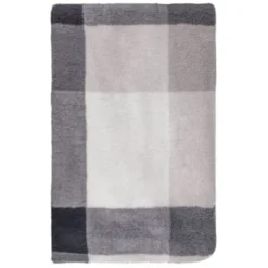 B&M Highland Mono Check Sherpa Doublesided Throw -Home Furnishings Store 388811 highland check sherpa throw 4